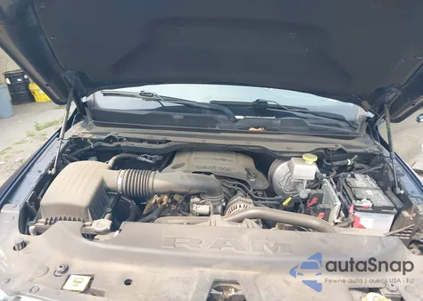 2019 Ram 1500 Laramie 4X4 6'4 Box из США, поврежденный, VIN 1C6SRFRT1KN920358